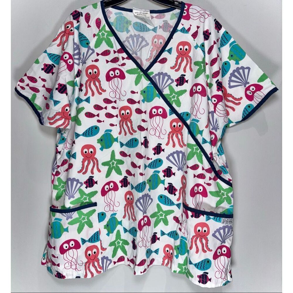 UA Scrubs scrub top size 2xl